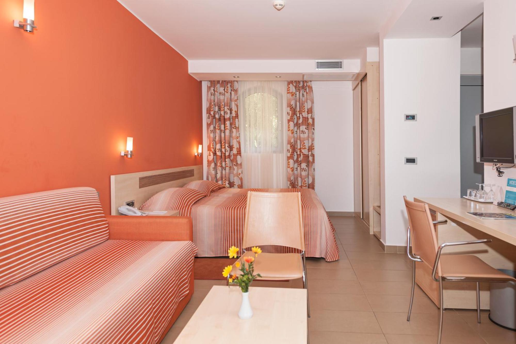 Maistra Select Belvedere Resort Vrsar Room photo